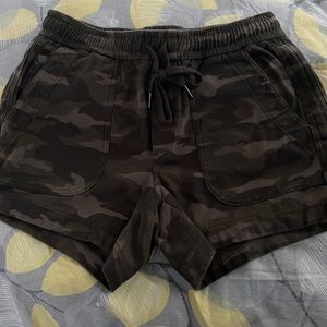 Athleta Camo Farallon Shorts